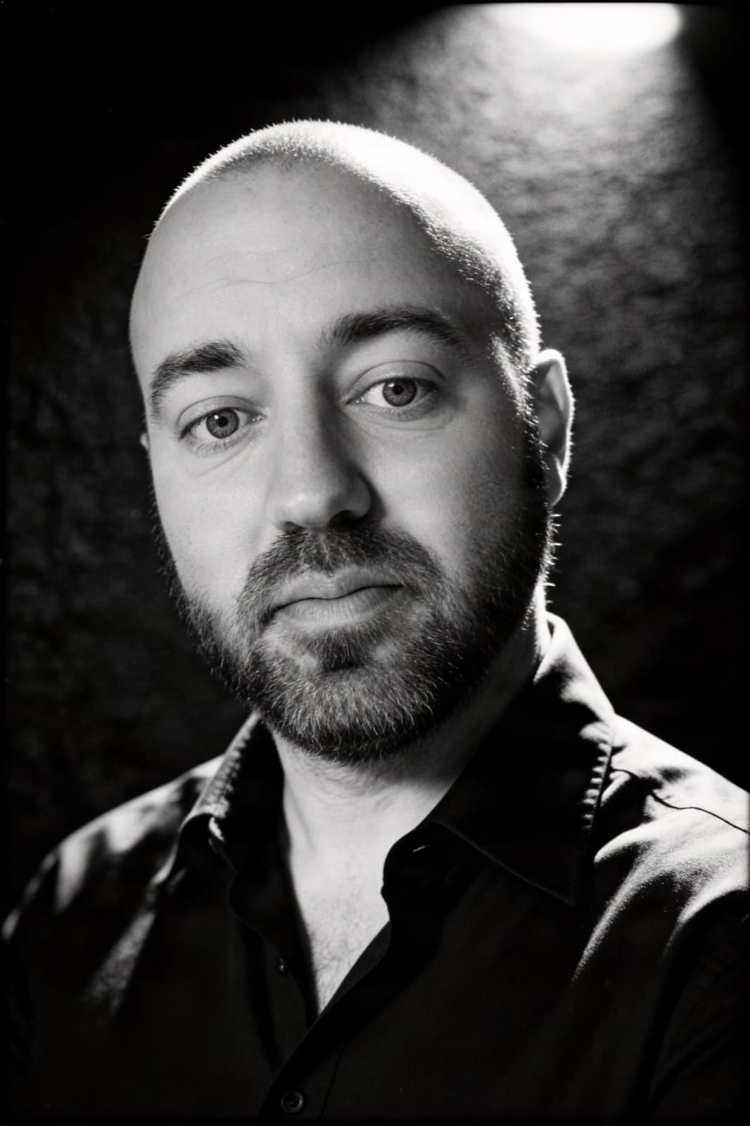 Retrato de Miguel en blanco y negro
